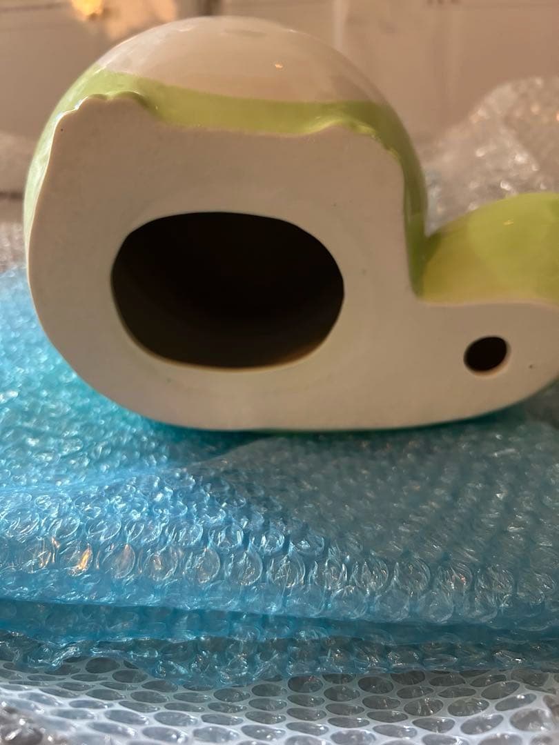 ぼんやり子だぬき　陶器　若草色