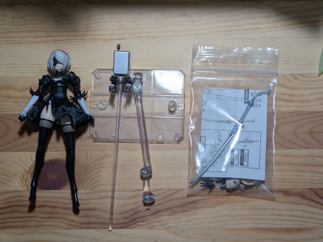 フィギュアーツ　２B
