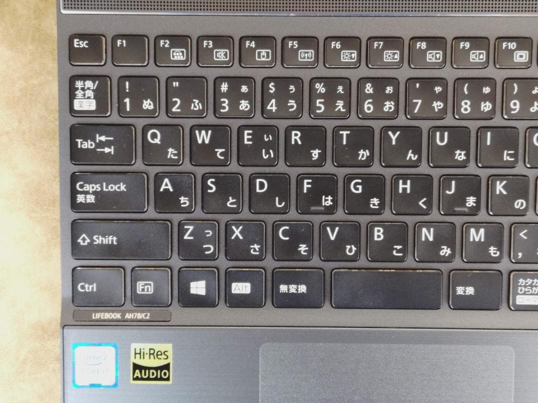 LIFEBOOK AH78/C2 台8世代Core i7搭載