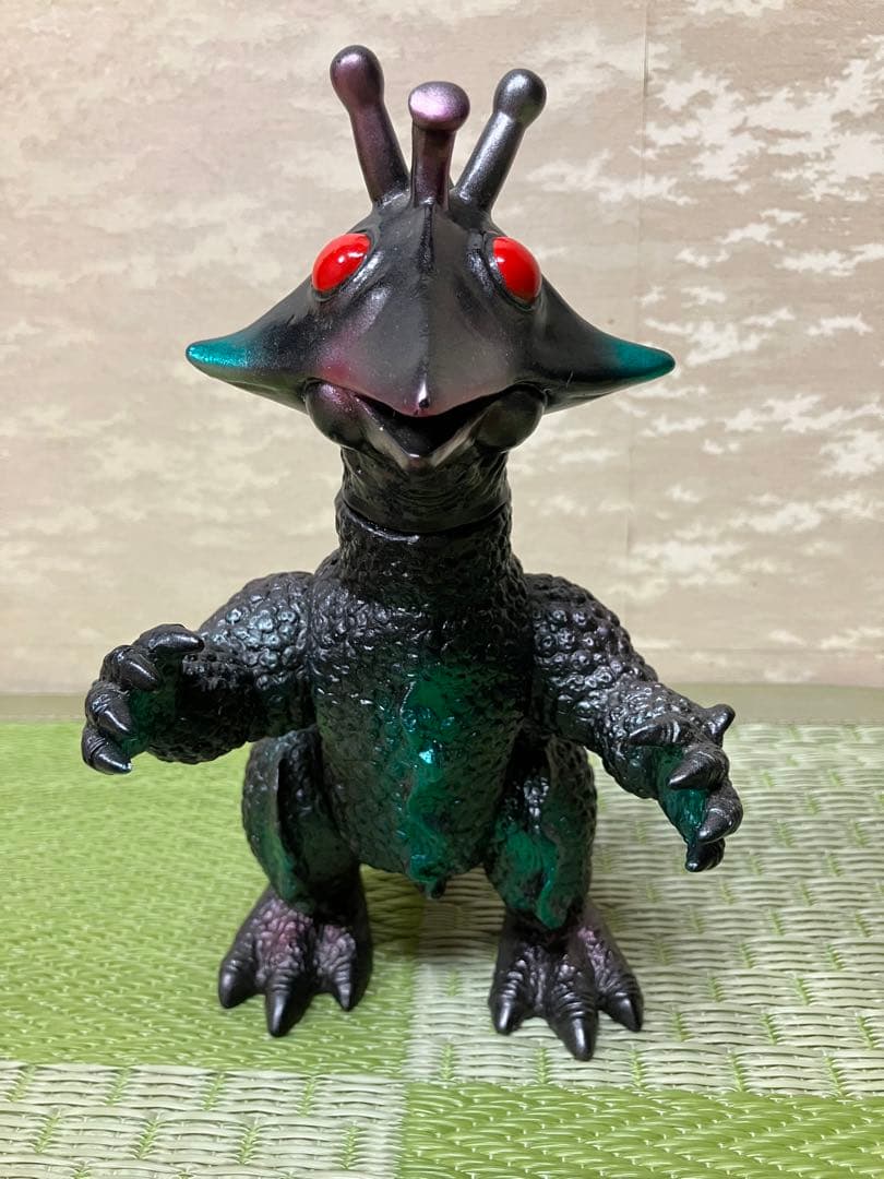 マルサンソフビ　ギララ　メタリカシリーズ