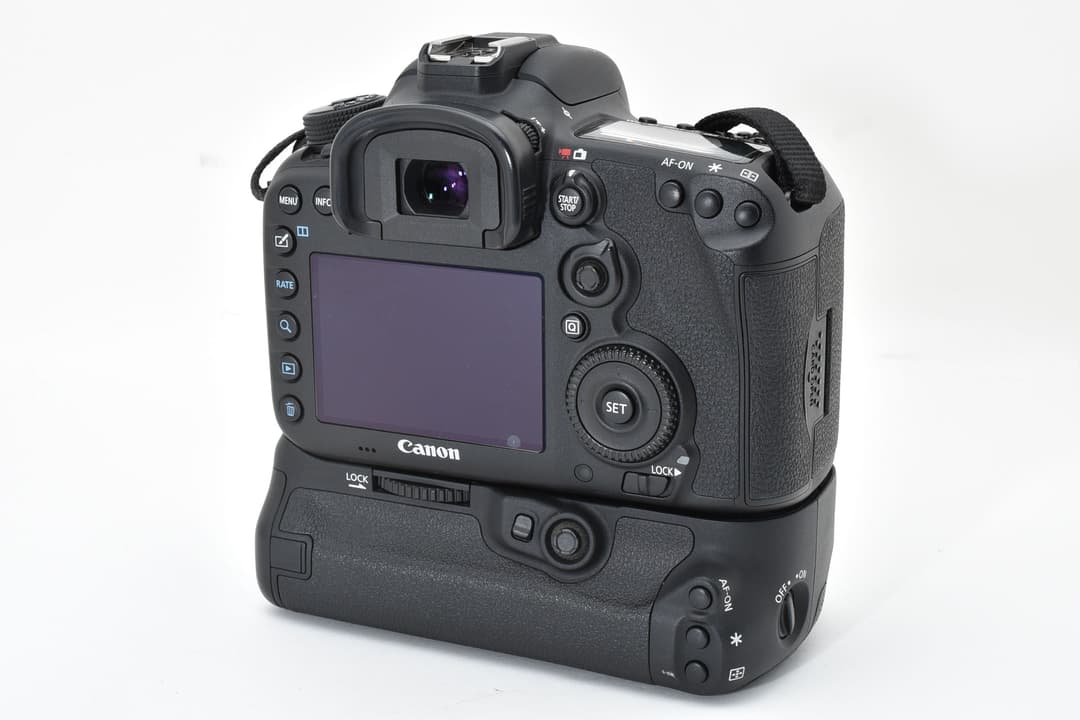 ■ 美品 ■　Canon EOS 7D Mark II BG-E16