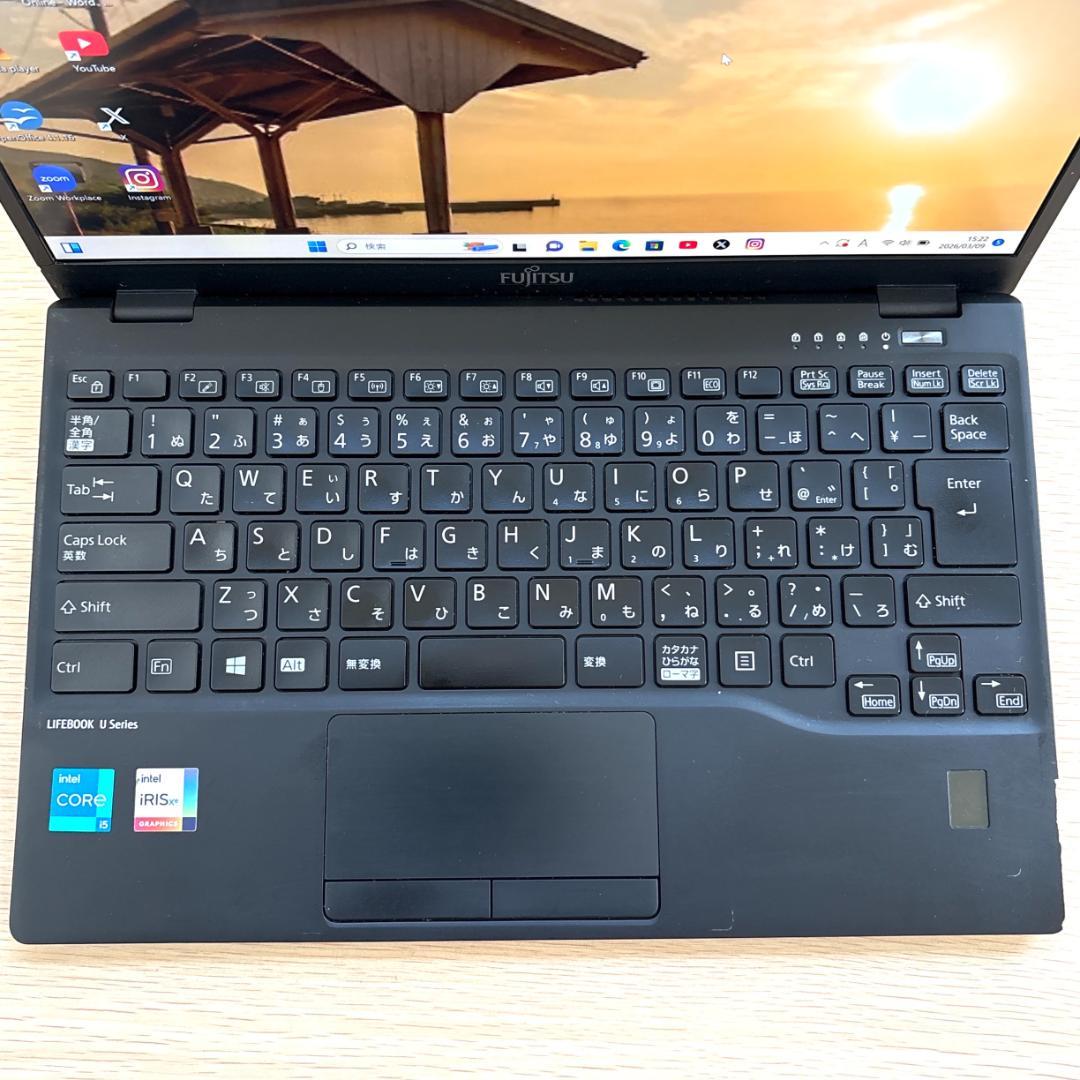 軽量 富士通ノートパソコン i5 11世代 SSD256GB Windows11