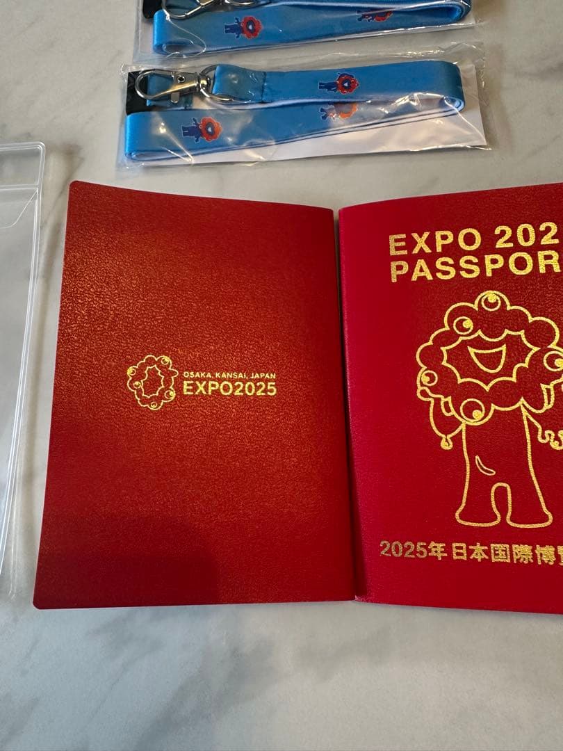 EXPO 2025 パスポートとストラップセット　万博