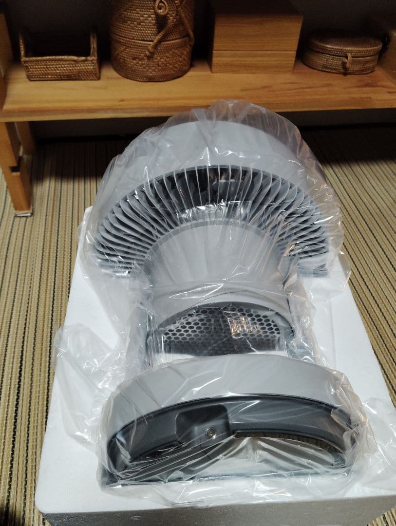 グレー サーキュレーター 新品【桜新町または用賀で引取受取割引OK！☆】