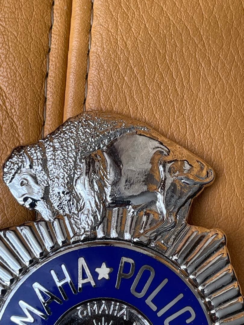 値下げ！ネブラスカ州　OMAHA　POLICE　PATROLMAN　ポリスバッジ