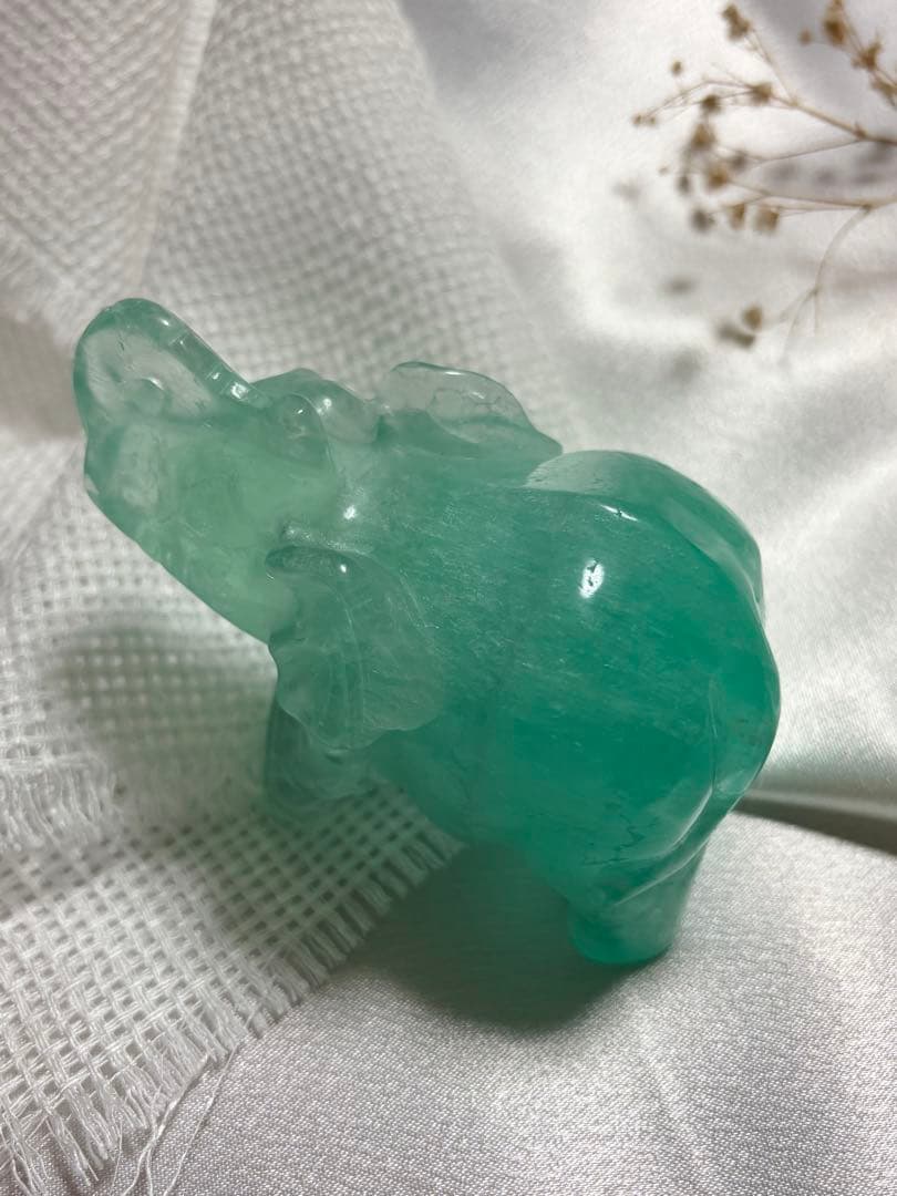 ★癒し♡爽やか系★ 希少カラーレイクブルーフローライトの象さん　✴︎彫刻置物✴︎