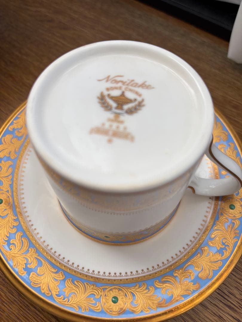 ノリタケグランブロシェ　コーヒーカップ&ソーサー　ケーキ皿　セット